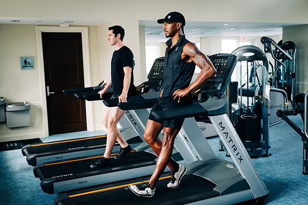 Right way to walk in treadmill